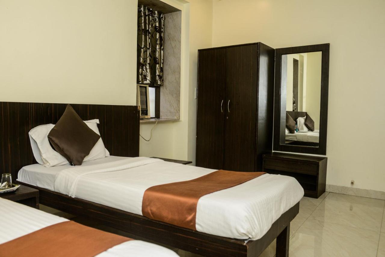 Hotel National Βομβάη Εξωτερικό φωτογραφία